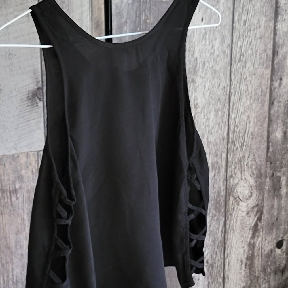 STRADIVARIUS Back Top - Picture 7 of 7